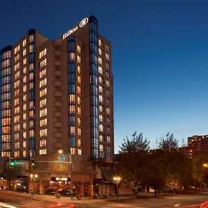Hilton Vancouver Airport Otel